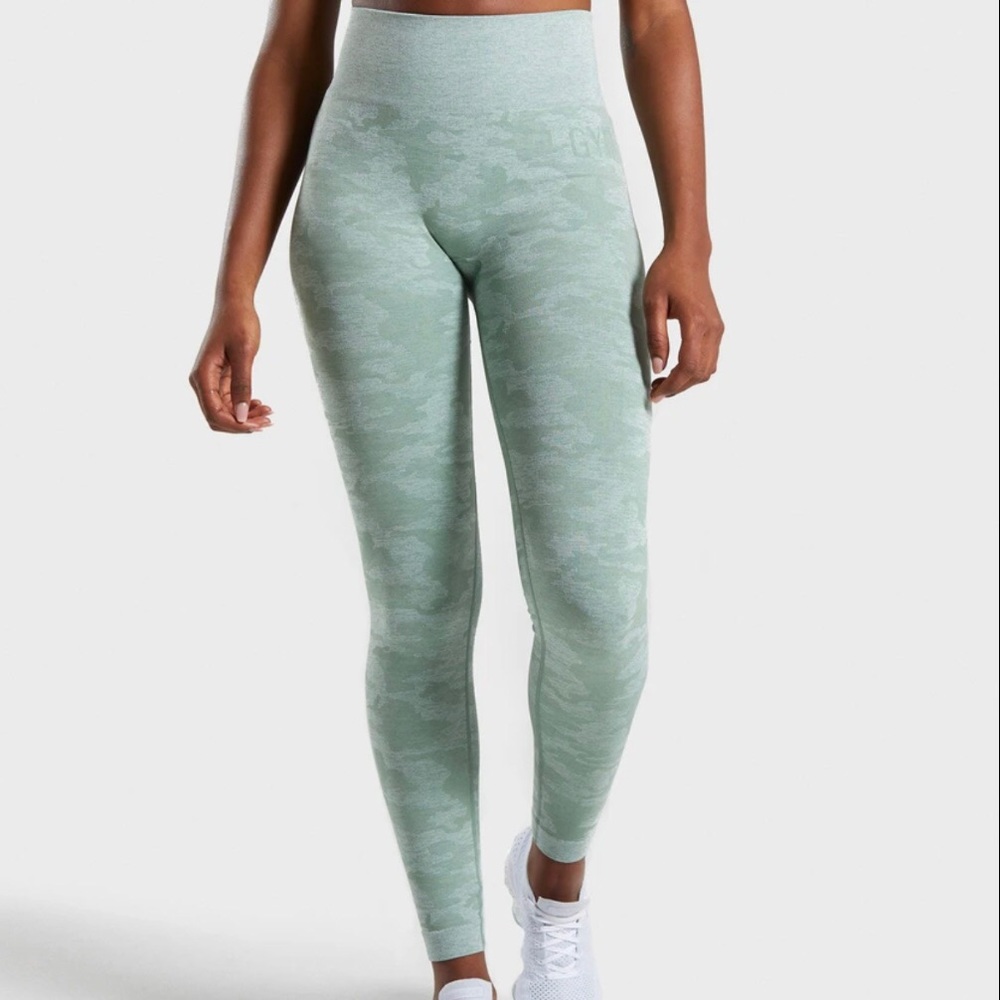 Gymshark Camo Seamless Leggings - Sage Green